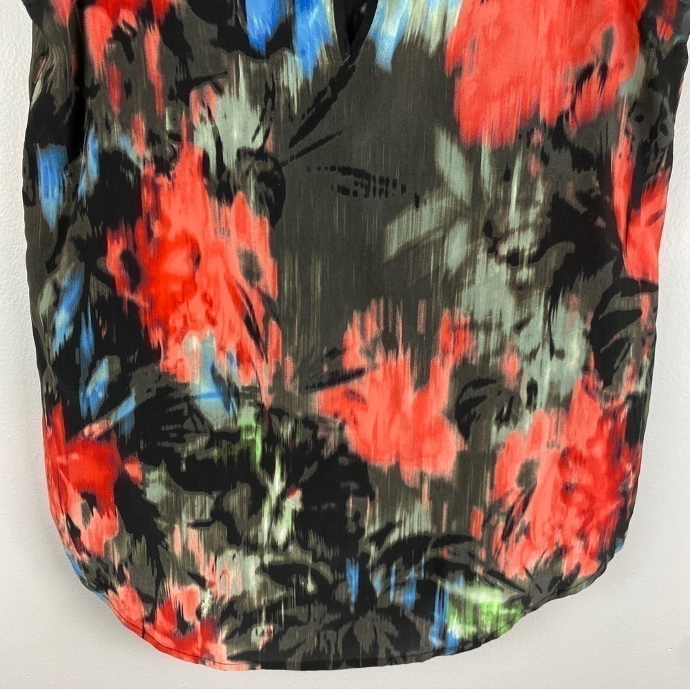 ✨3/$21✨ J. Crew 100% Silk Sleeveless Blouse Abstract Floral Black Red Size 00 - Picture 5 of 11